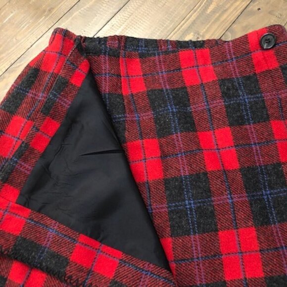 Talbots Petites Red Tartan Plaid Wool Blend Button Wrap Skirt Size 10P - Picture 7 of 8